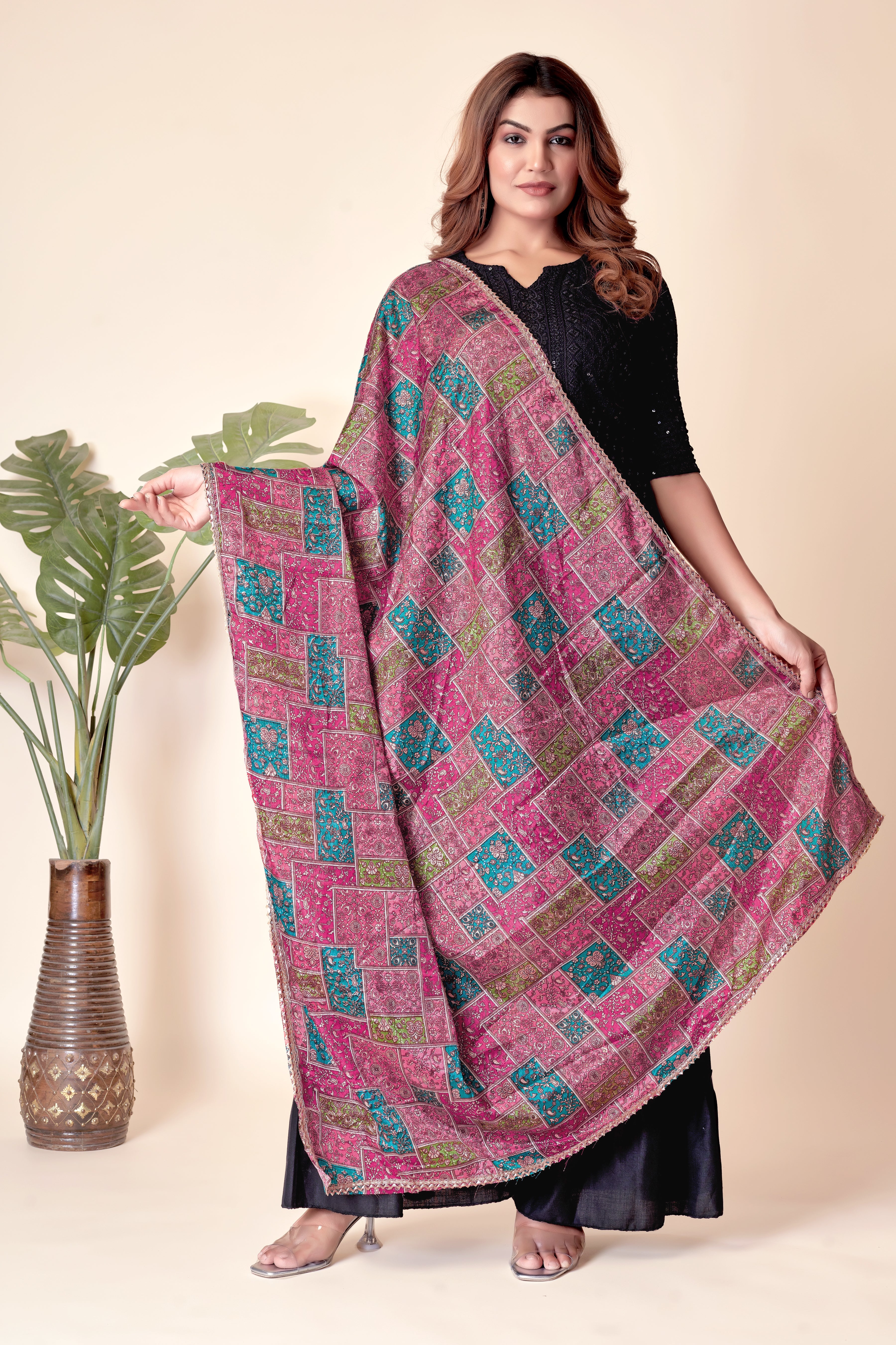 Gulabi Noor – Pink & Magenta Printed Dupatta