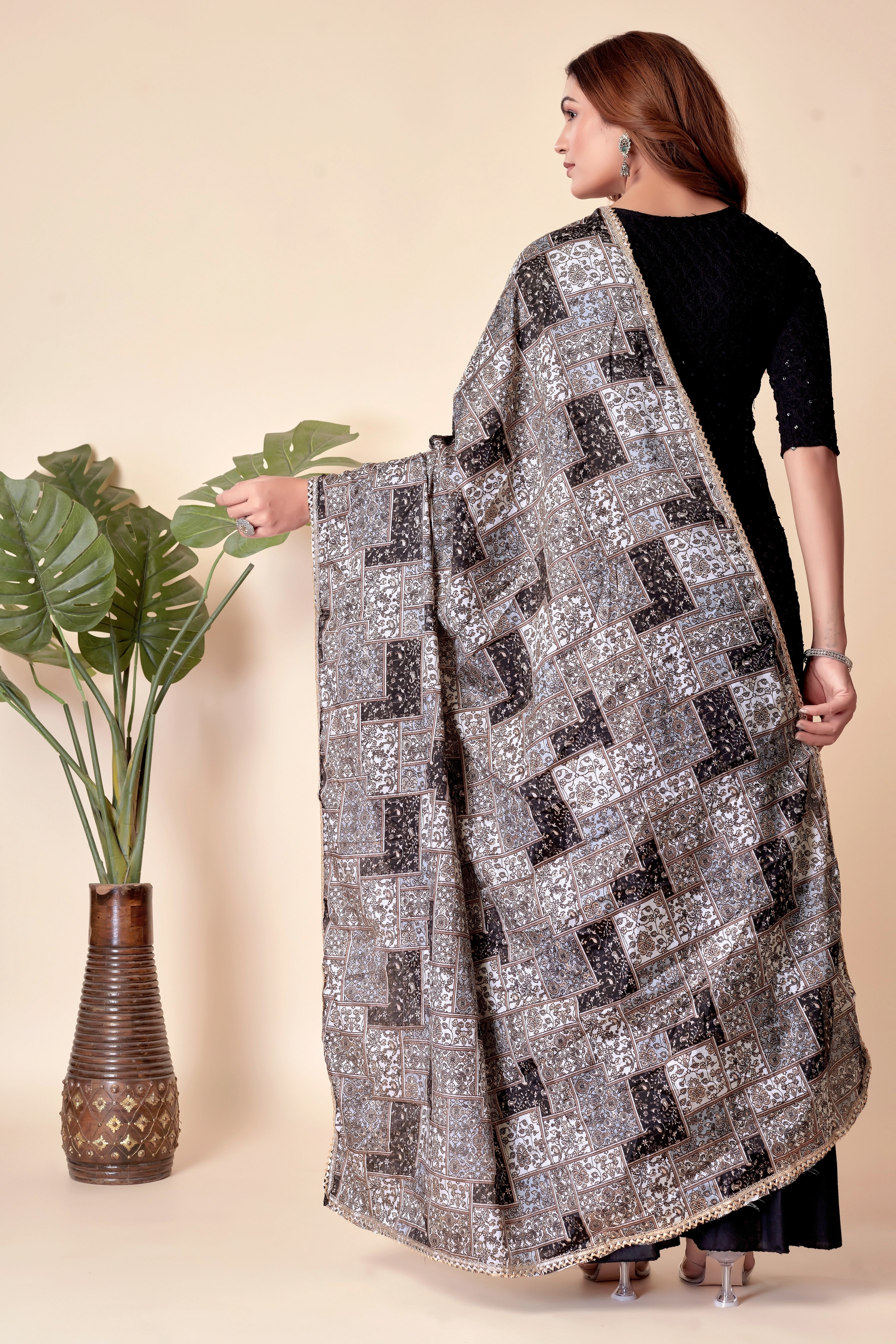 Royal Black Elegance – Printed Crape Dupatta