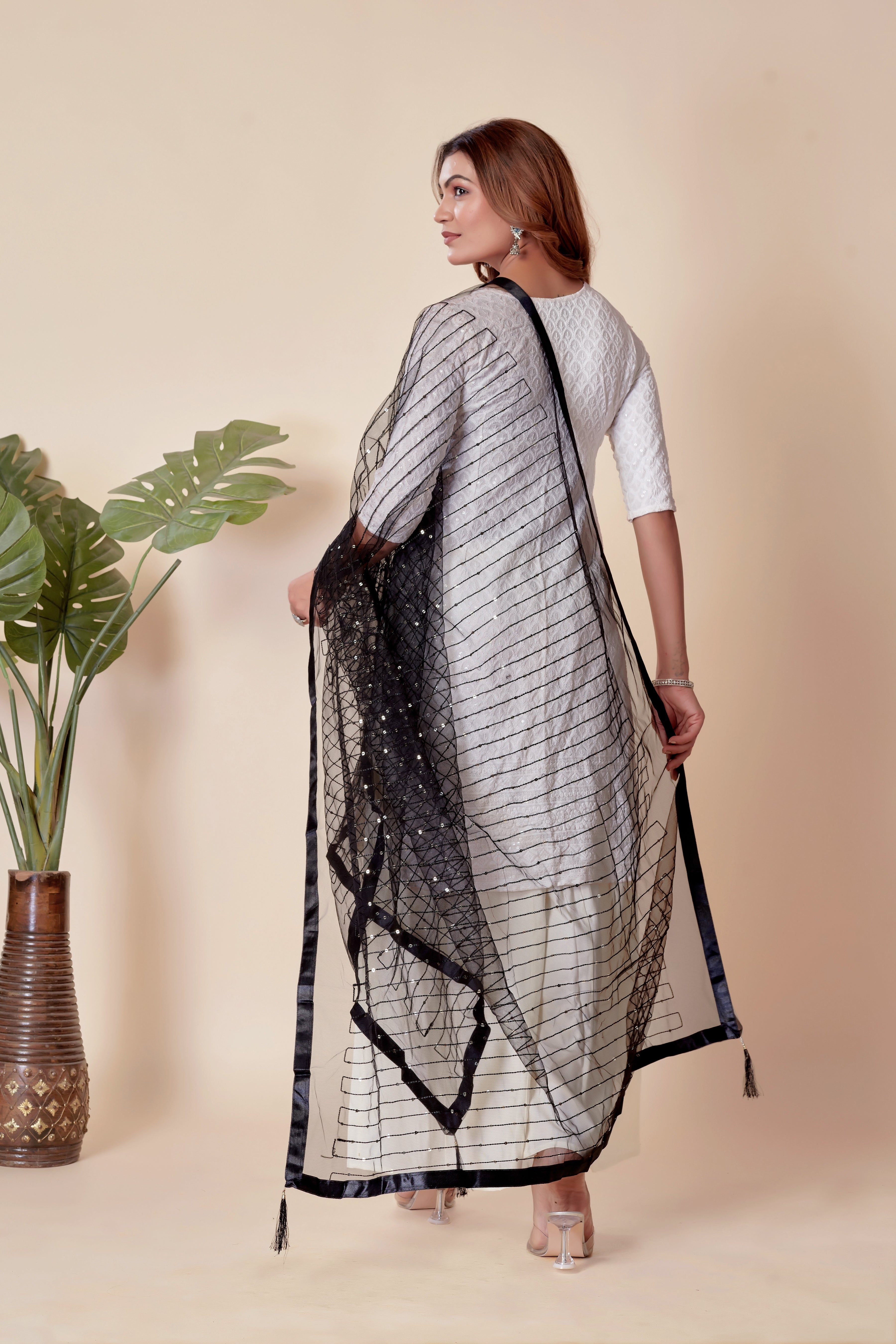 Black Net Dupatta – Sheer Elegance in Every Drape
