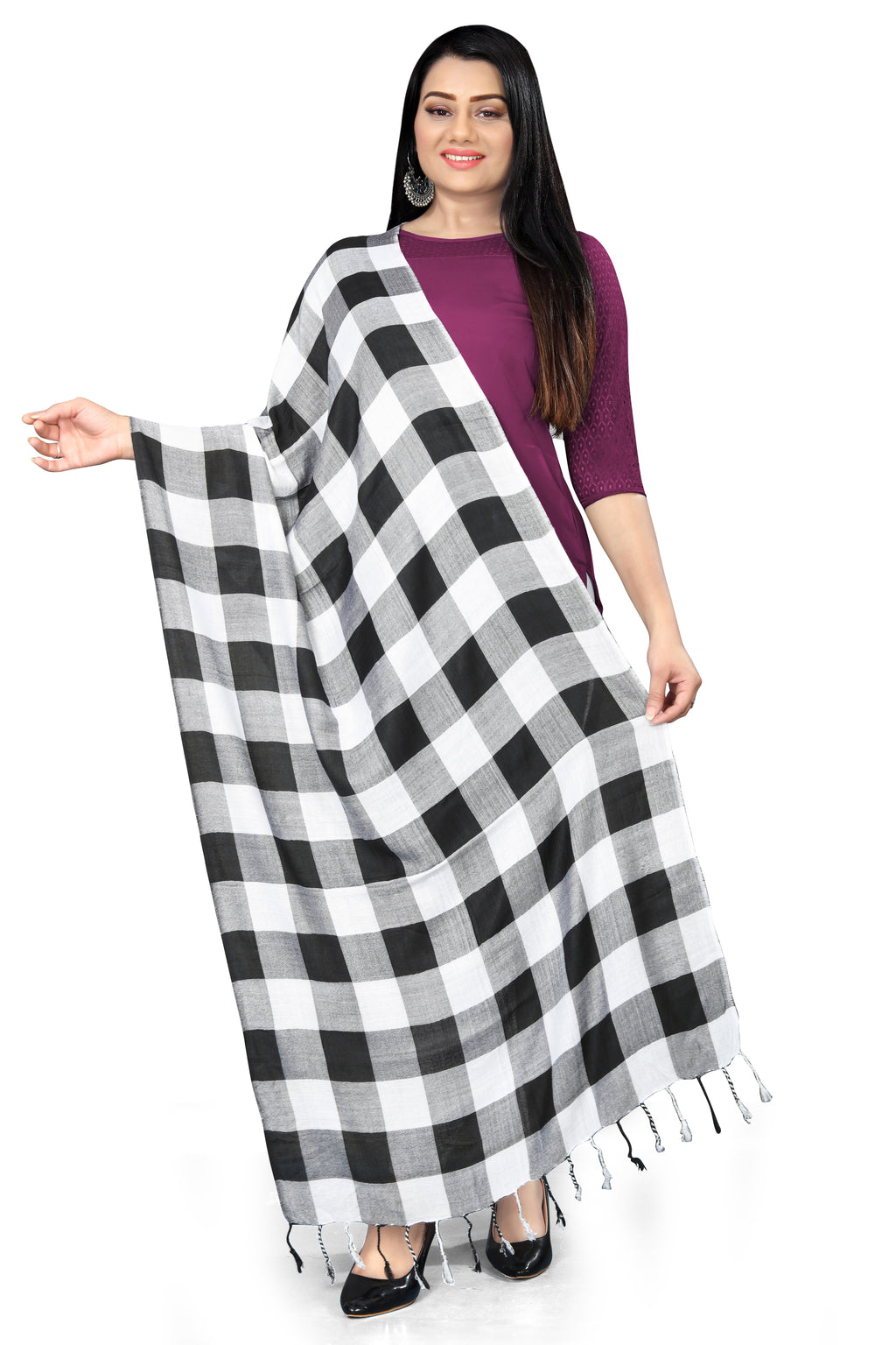 Black And White Color Chakes Scarf For Every Occasion And For Women