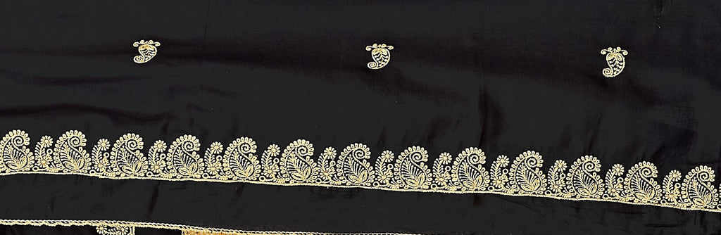 Artisanal Elegance: Black Rayon Cotton Hijab with Handcrafted Embroidery